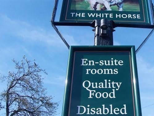 The White Horse Hotell Beyton Eksteriør bilde